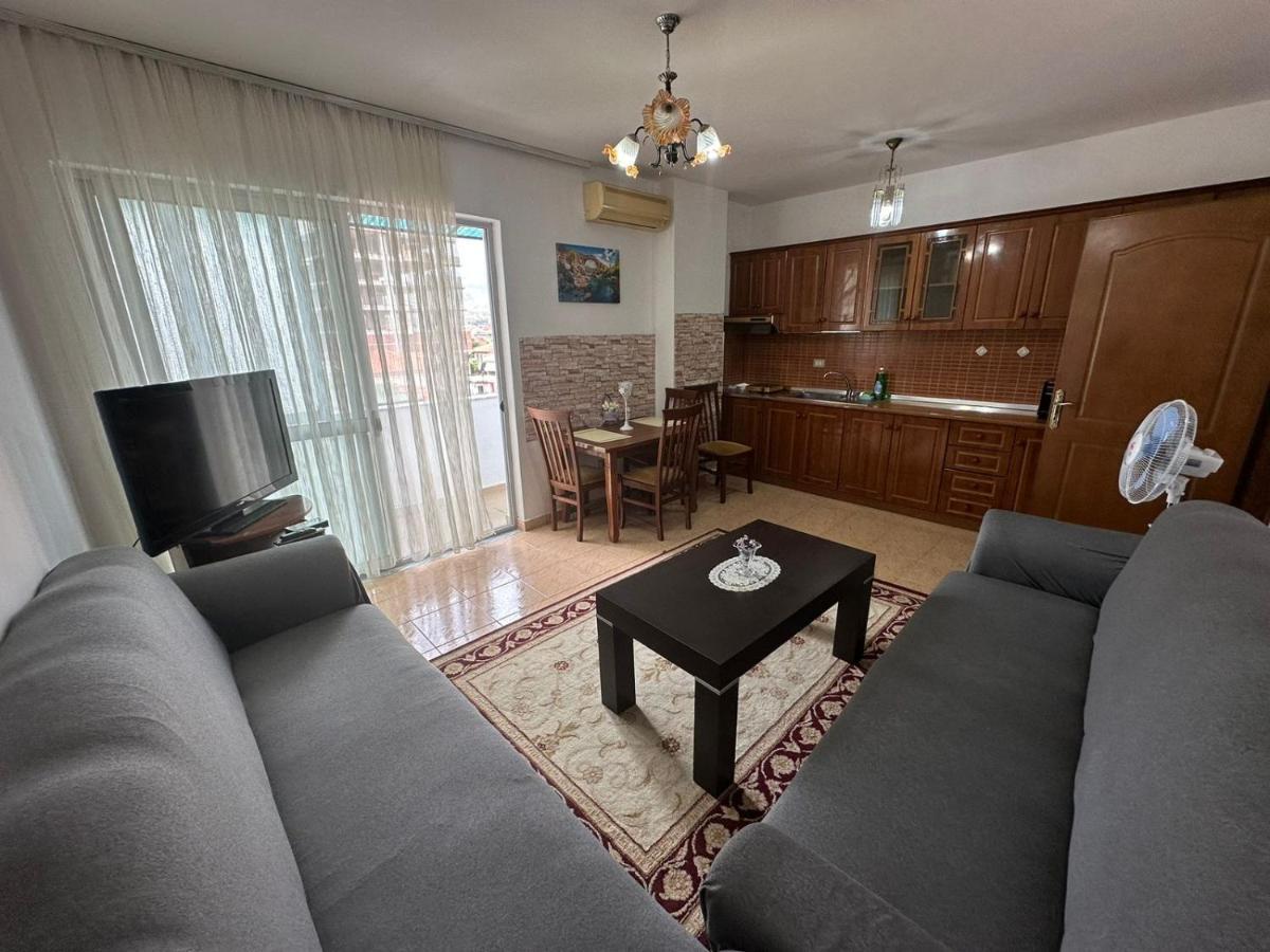 Cozy Apartment In The City Center Shkodër Eksteriør billede